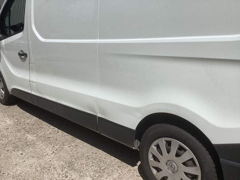 Renault Trafic 1.6 dCi L2H1 2,9t Komfort 2018 – снимка 30