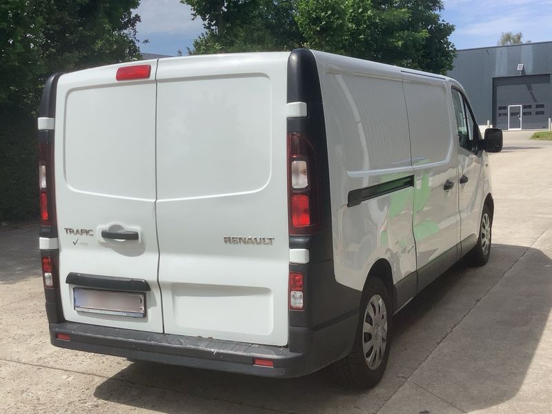 Renault Trafic 1.6 dCi L2H1 2,9t Komfort 2018 – снимка 8