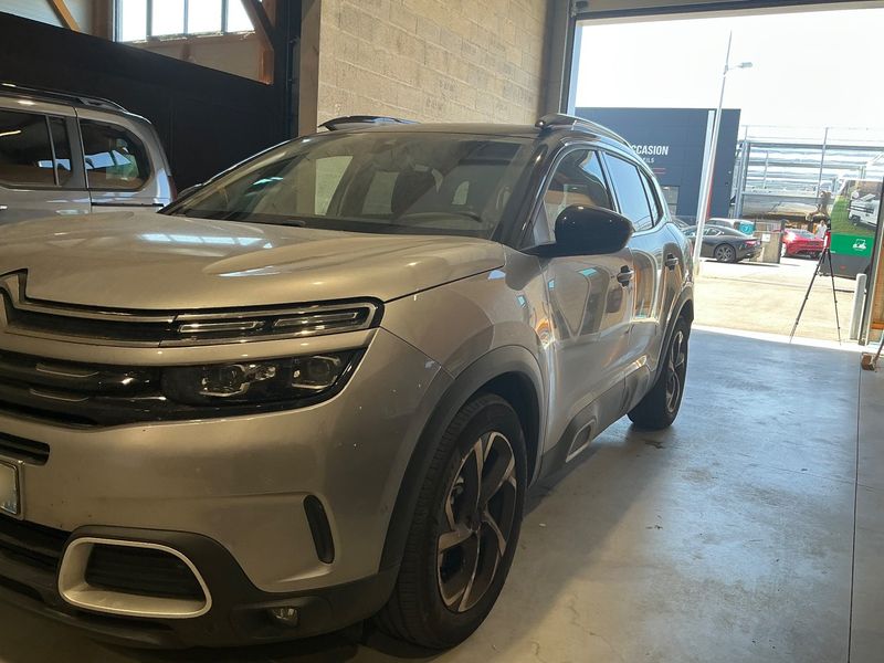 Citroen C5 Aircross 1.2 PureTech Shine — zdjęcie 2