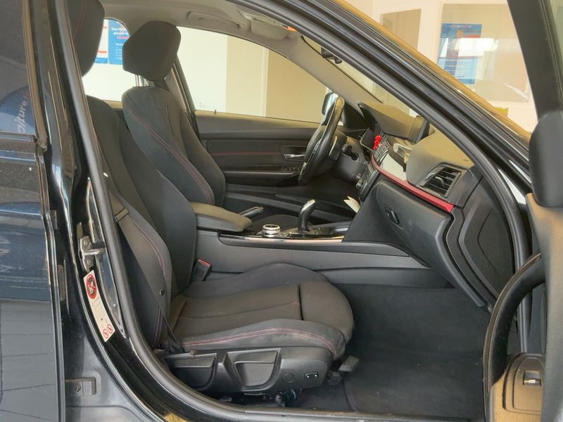 BMW 3er 320d Sport — zdjęcie 11