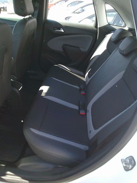Opel Crossland X 1.5 CDTI INNOVATION — zdjęcie 13