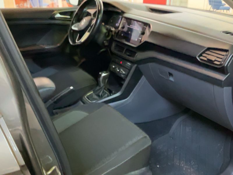 Volkswagen T-Cross 1.0 TSI Style 2020 – снимка 16