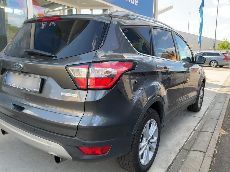 Ford Kuga 1.5 EcoBoost Titanium — zdjęcie 6