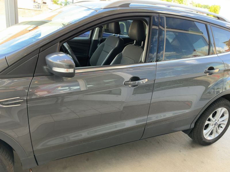 Ford Kuga 1.5 EcoBoost Titanium — zdjęcie 4