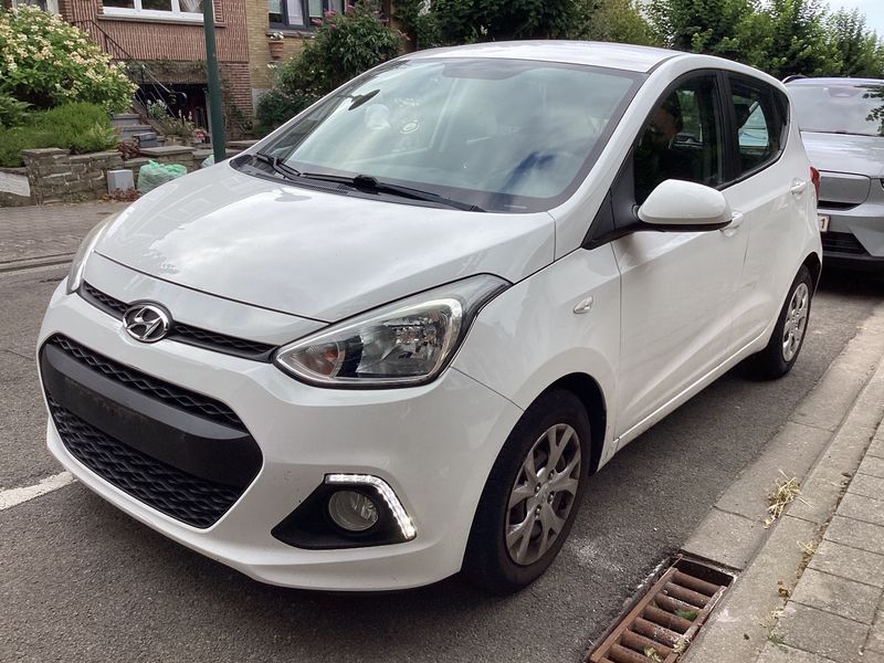 Hyundai i10 1.0 Basis