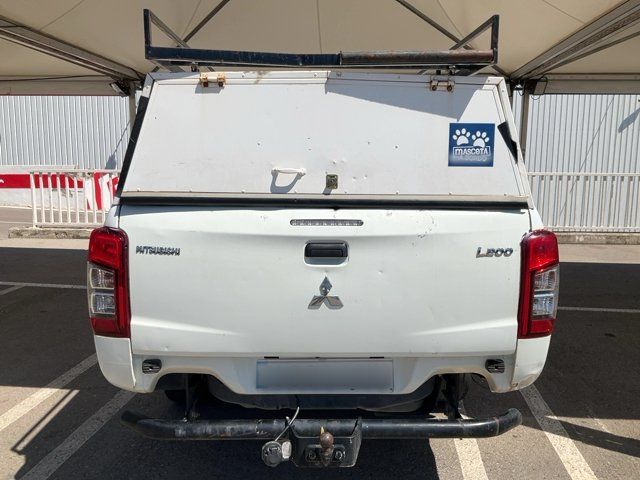 Mitsubishi L 200 2.2 DI-D Doppelkabine 4WD — zdjęcie 5