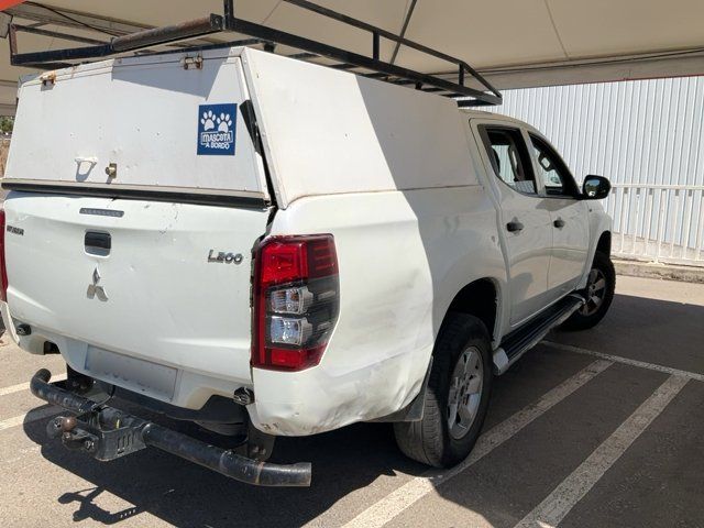 Mitsubishi L 200 2.2 DI-D Doppelkabine 4WD — zdjęcie 6