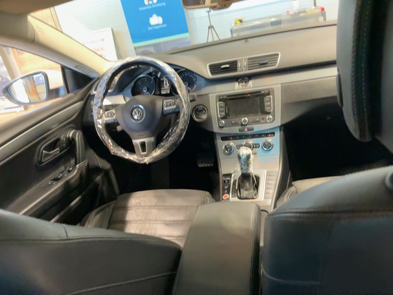 Volkswagen CC 2.0 TDI Sky BlueMotion Tech — zdjęcie 12