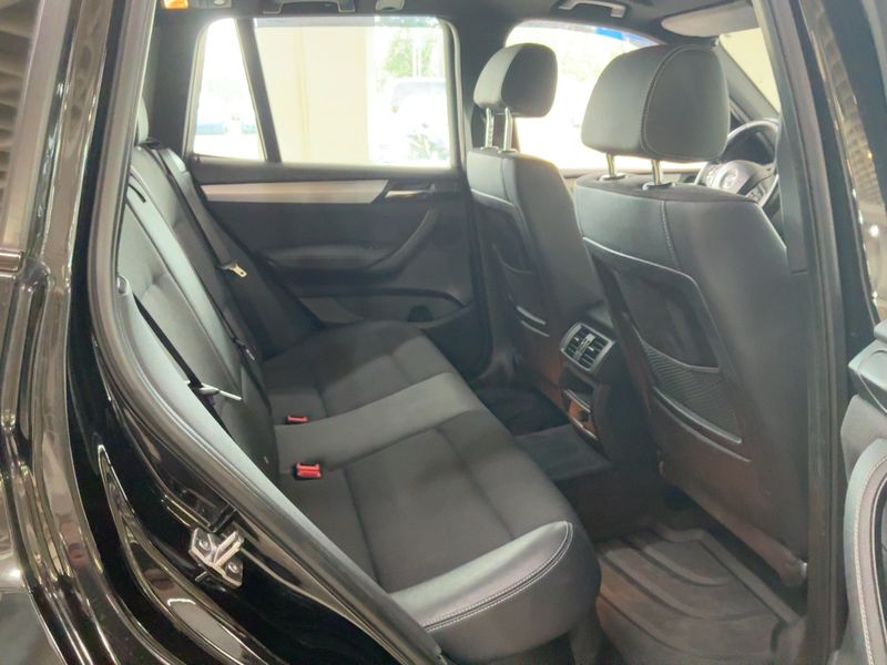 BMW X3 xDrive 20i — zdjęcie 14