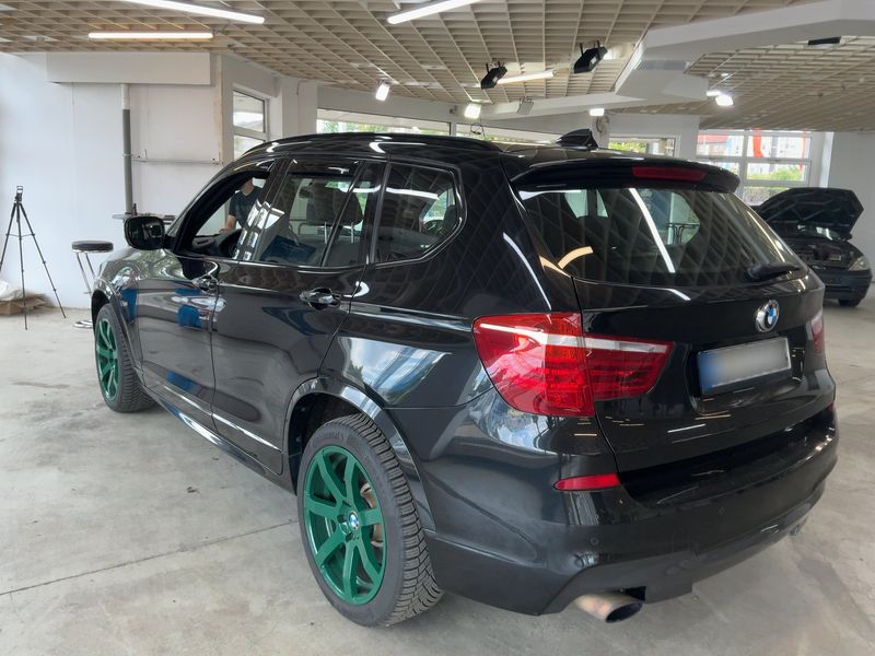 BMW X3 xDrive 20i — zdjęcie 3