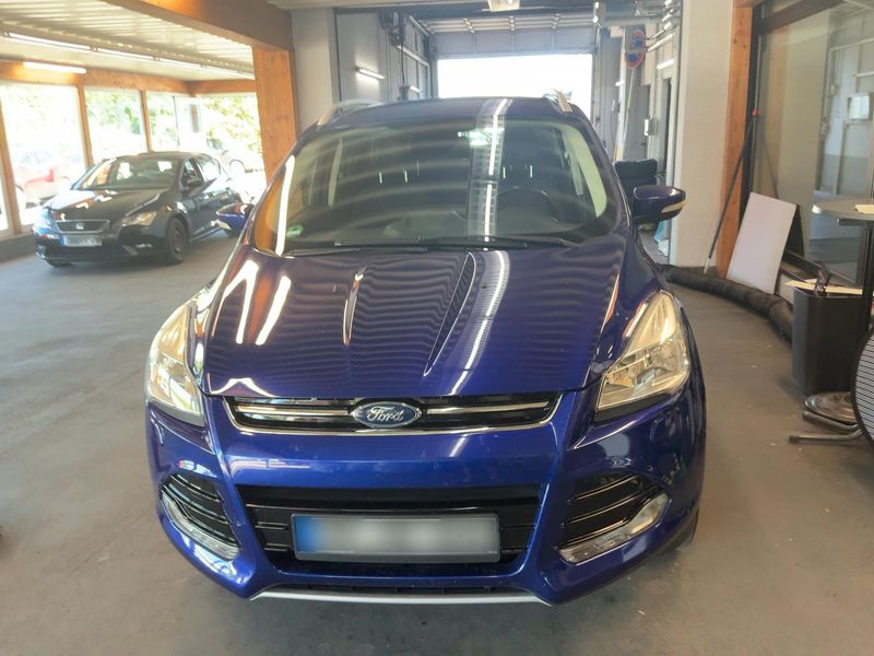 Ford Kuga 2.0 TDCi Titanium — zdjęcie 9