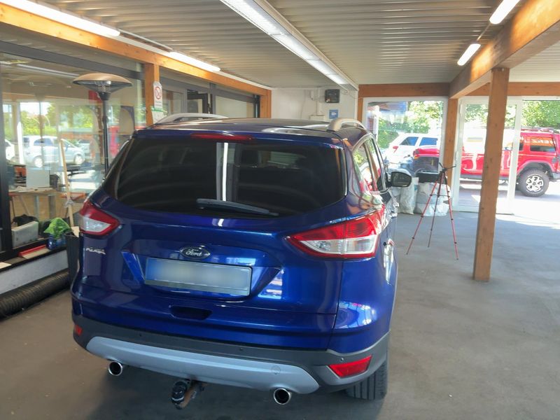 Ford Kuga 2.0 TDCi Titanium — zdjęcie 6