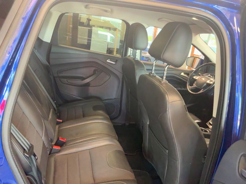 Ford Kuga 2.0 TDCi Titanium — zdjęcie 14