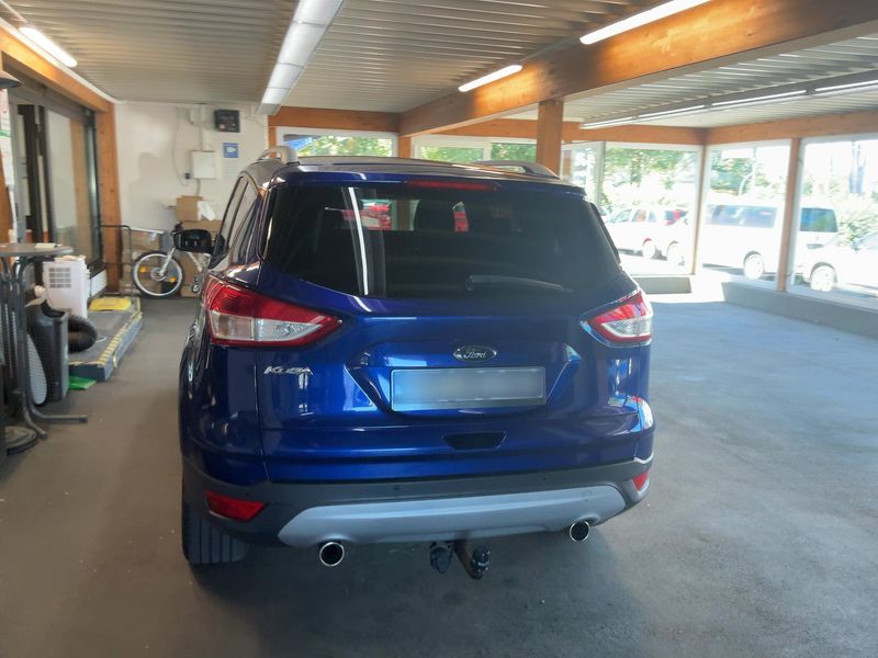 Ford Kuga 2.0 TDCi Titanium — zdjęcie 5