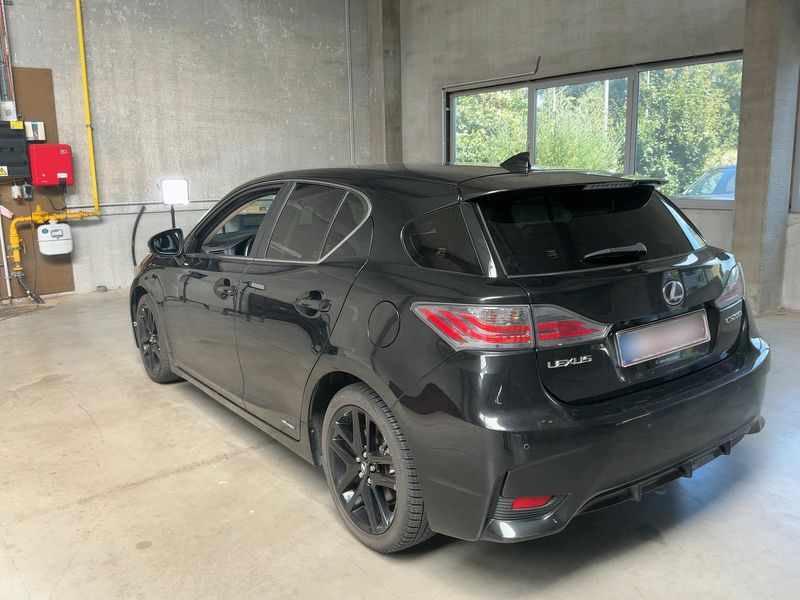 Lexus CT-Serie CT 200h Dynamic — zdjęcie 3