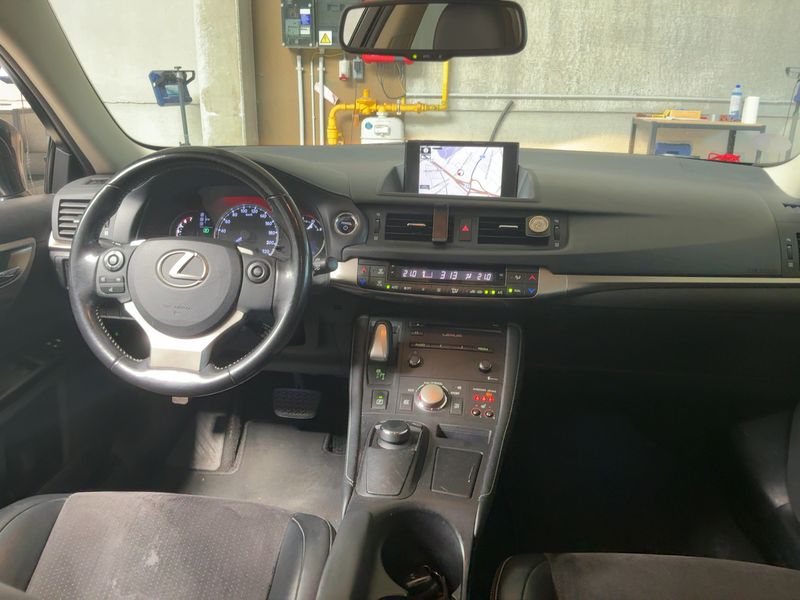Lexus CT-Serie CT 200h Dynamic — zdjęcie 12