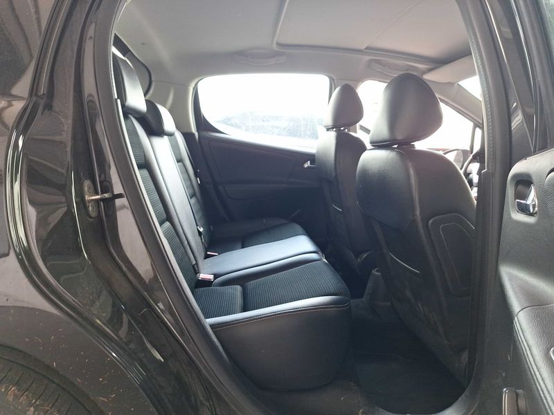 Peugeot 207 1.6 HDi Allure — zdjęcie 14