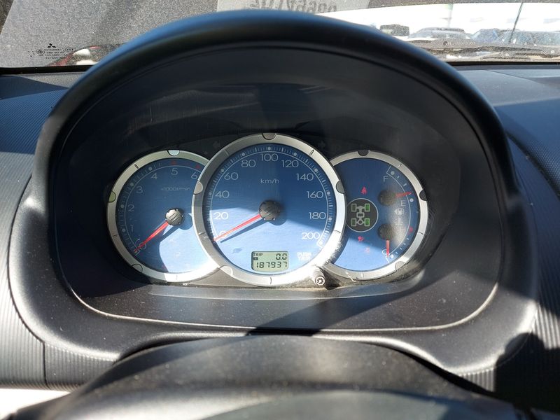 Mitsubishi L 200 2.5 DI-D Invite Doppelkabine 4WD — zdjęcie 13