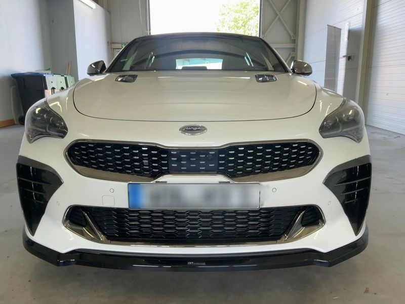 Kia Stinger 3.3 V6 TGDI GT 4WD — zdjęcie 9