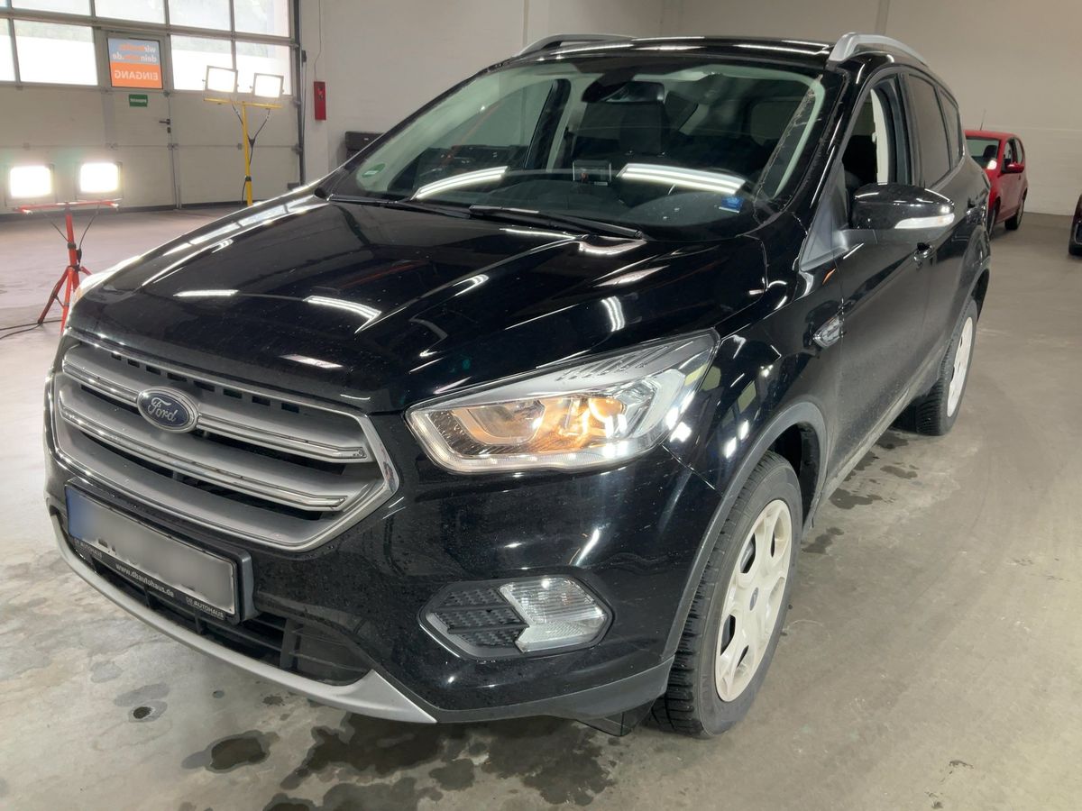 Ford Kuga 2019 — photo 1