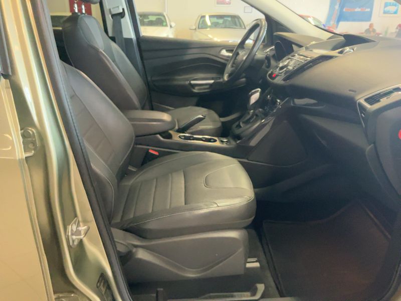 Ford Kuga 2.0 TDCi Titanium 2013 – снимка 17