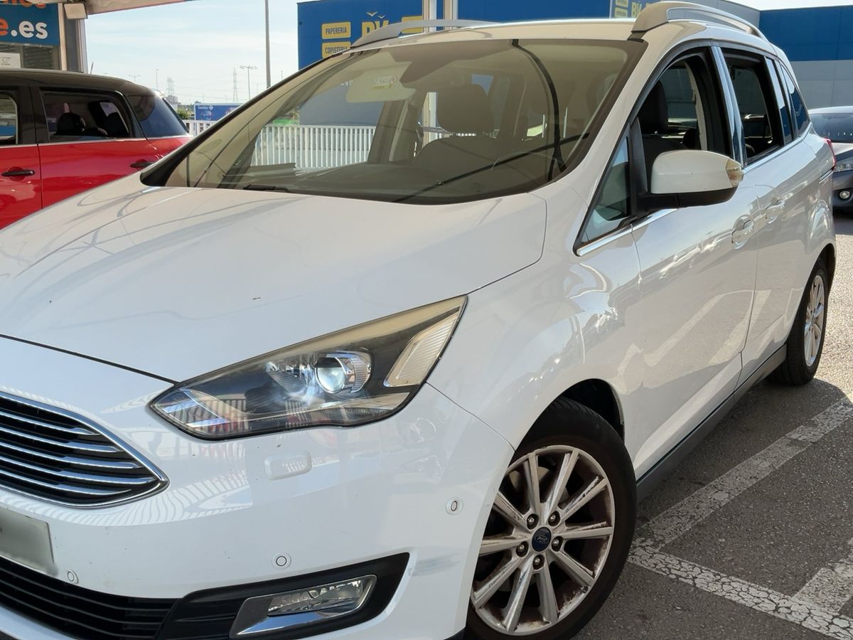 Ford Grand d'occasion