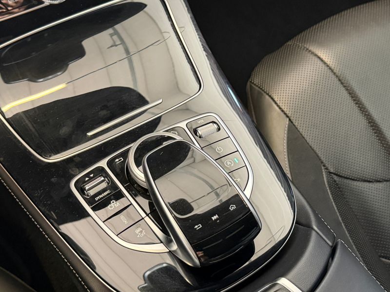 Mercedes-Benz CLS-Klasse CLS 53 AMG Mild-Hybrid 4Matic — zdjęcie 21