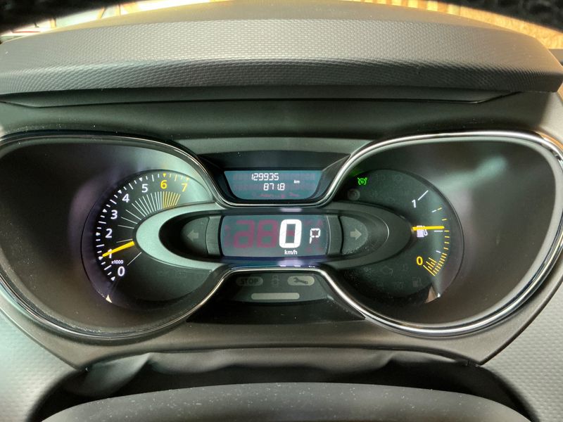 Renault Captur 1.2 TCe Intens — zdjęcie 13
