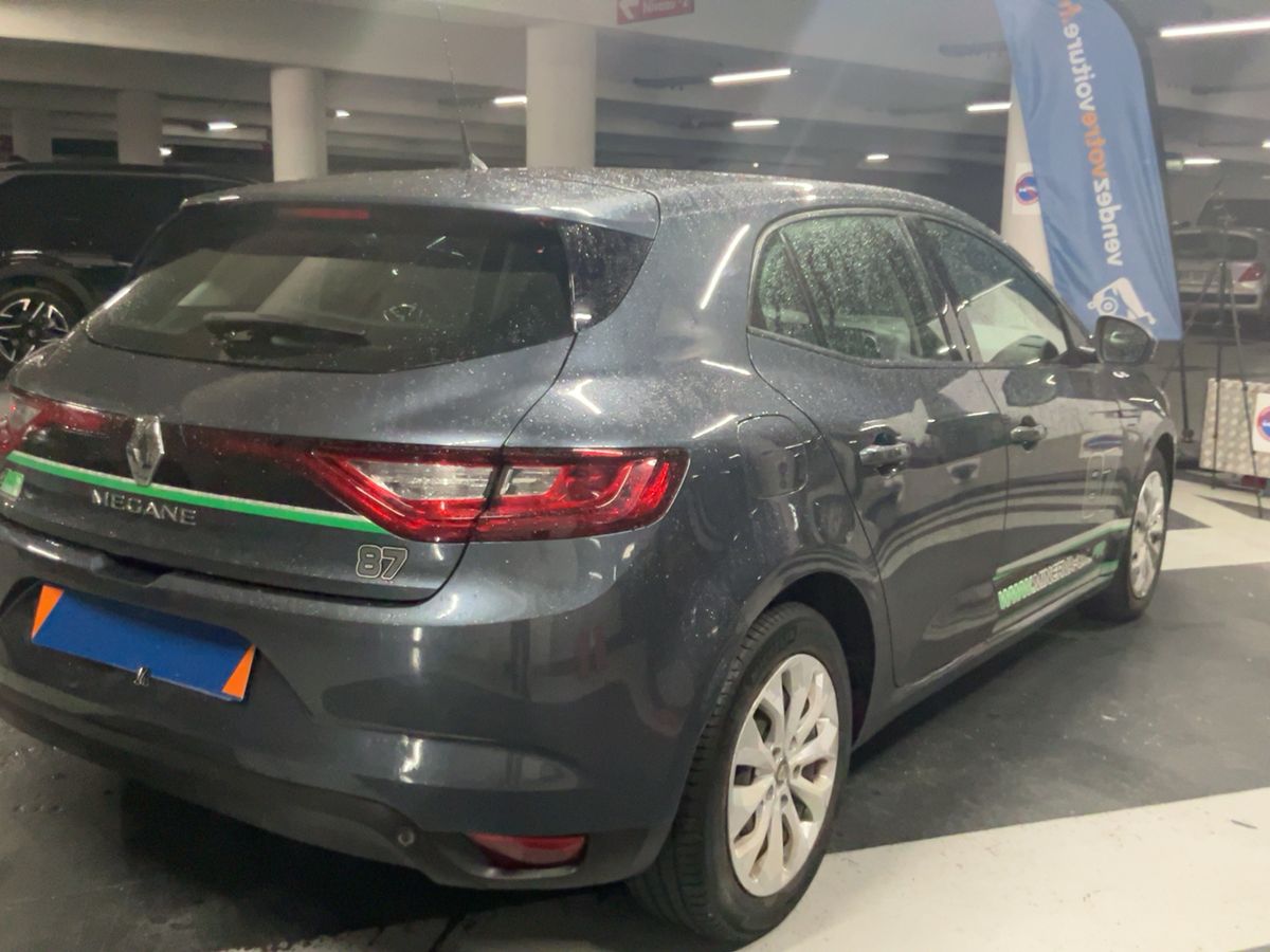 Renault Megane 2019 — photo 9