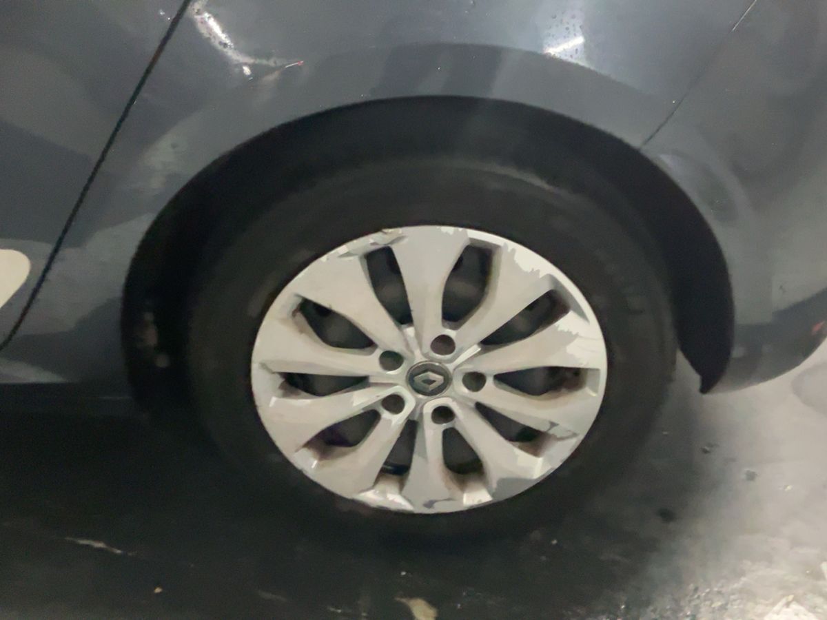 Renault Megane 2019 — photo 6