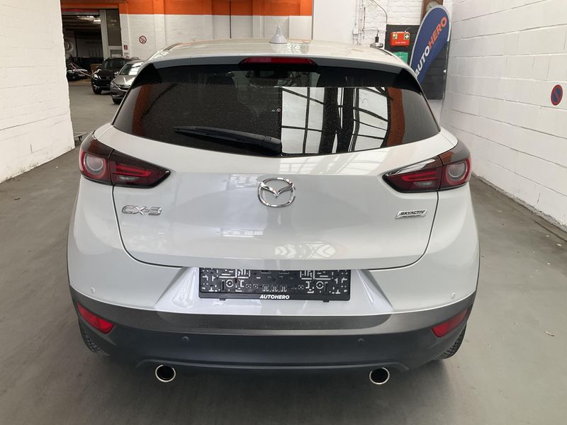 Mazda CX-3 2.0 Skyactiv-G Sports-Line — zdjęcie 5