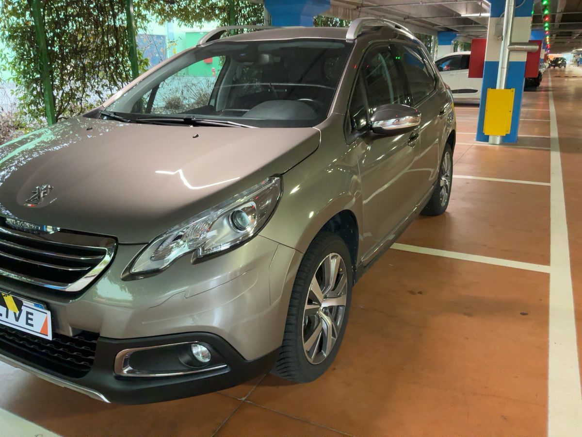 Peugeot 2008 1.2 PureTech Allure