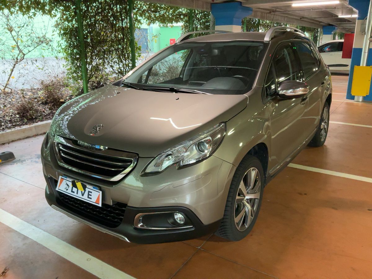 Peugeot 2008 1.2 PureTech Allure