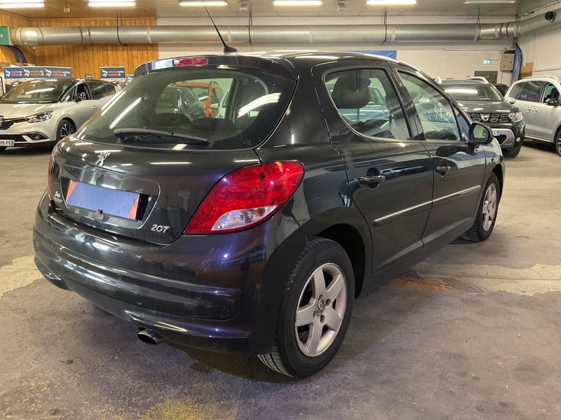 Peugeot 207 1.6 HDi Premium — zdjęcie 2