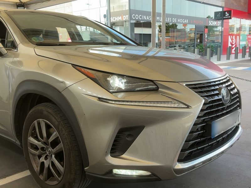 Lexus NX-Serie NX 300h E-Four Executive Line — zdjęcie 8