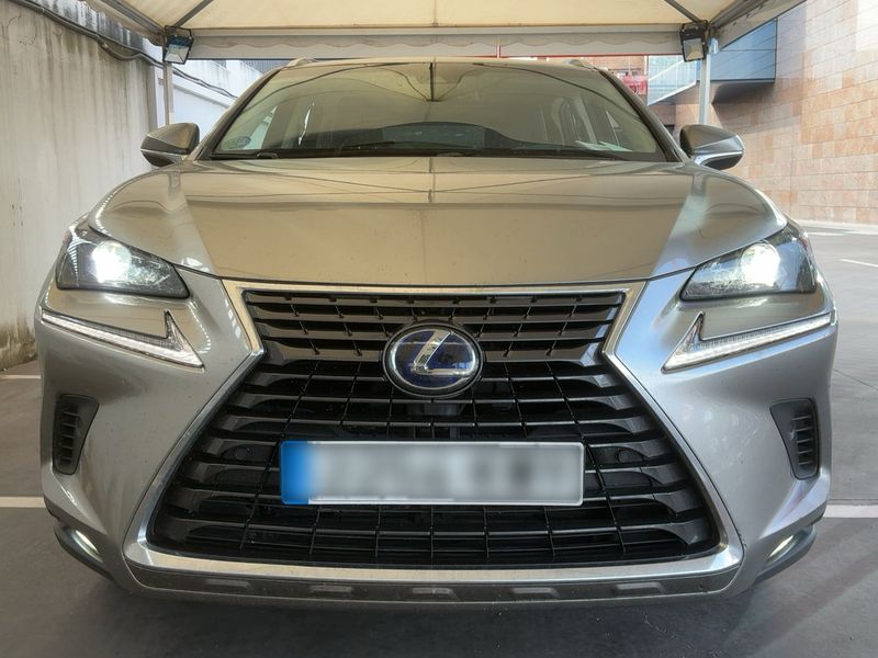 Lexus NX-Serie NX 300h E-Four Executive Line — zdjęcie 9
