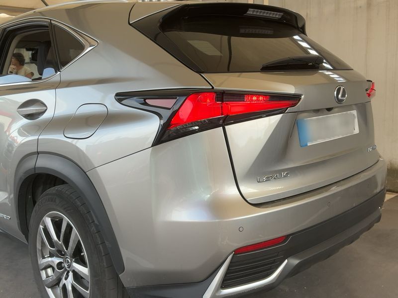 Lexus NX-Serie NX 300h E-Four Executive Line — zdjęcie 3