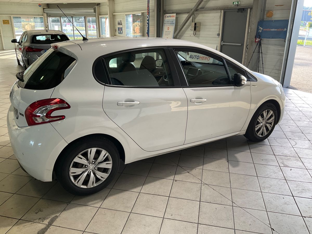 Peugeot 208 1.2 VTi Urban Soul