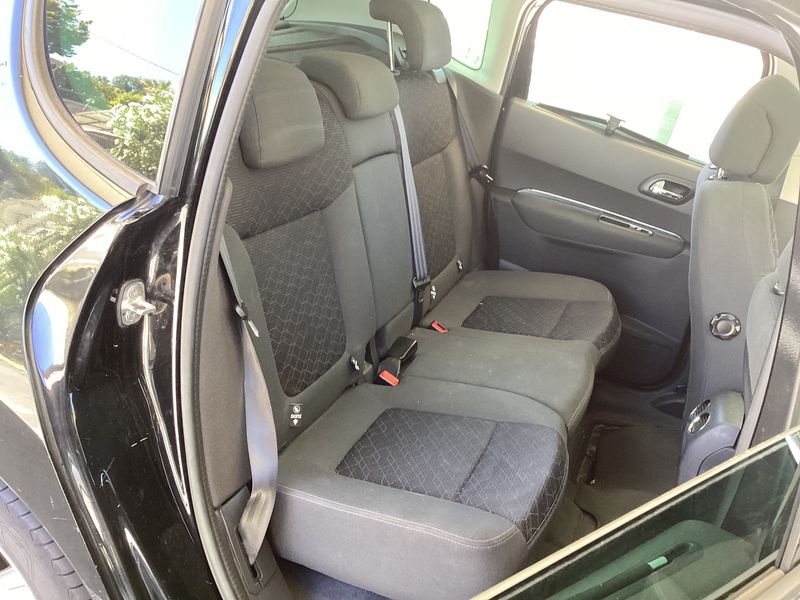 Peugeot 3008 1.6 HDi Style — zdjęcie 14