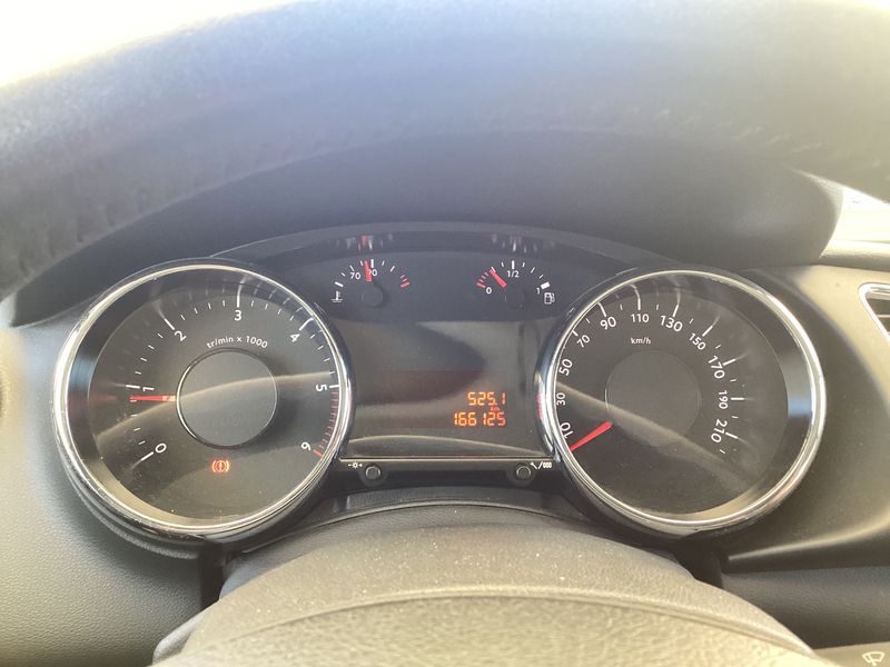 Peugeot 3008 1.6 HDi Style — zdjęcie 13
