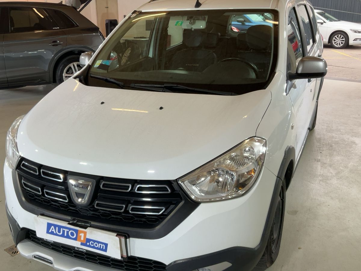 Dacia Lodgy 2017 — photo 1