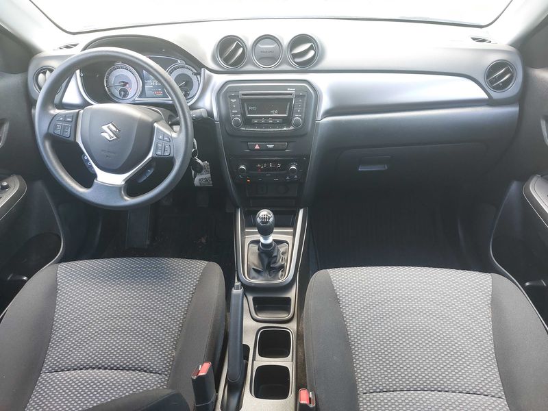 Suzuki Vitara 1.4 BoosterJet Mild-Hybrid Club 4x2 — zdjęcie 11