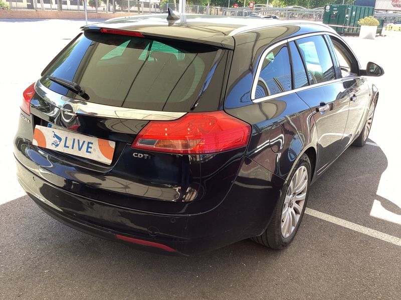 Opel Insignia Sports Tourer 2.0 CDTI Cosmo — zdjęcie 2