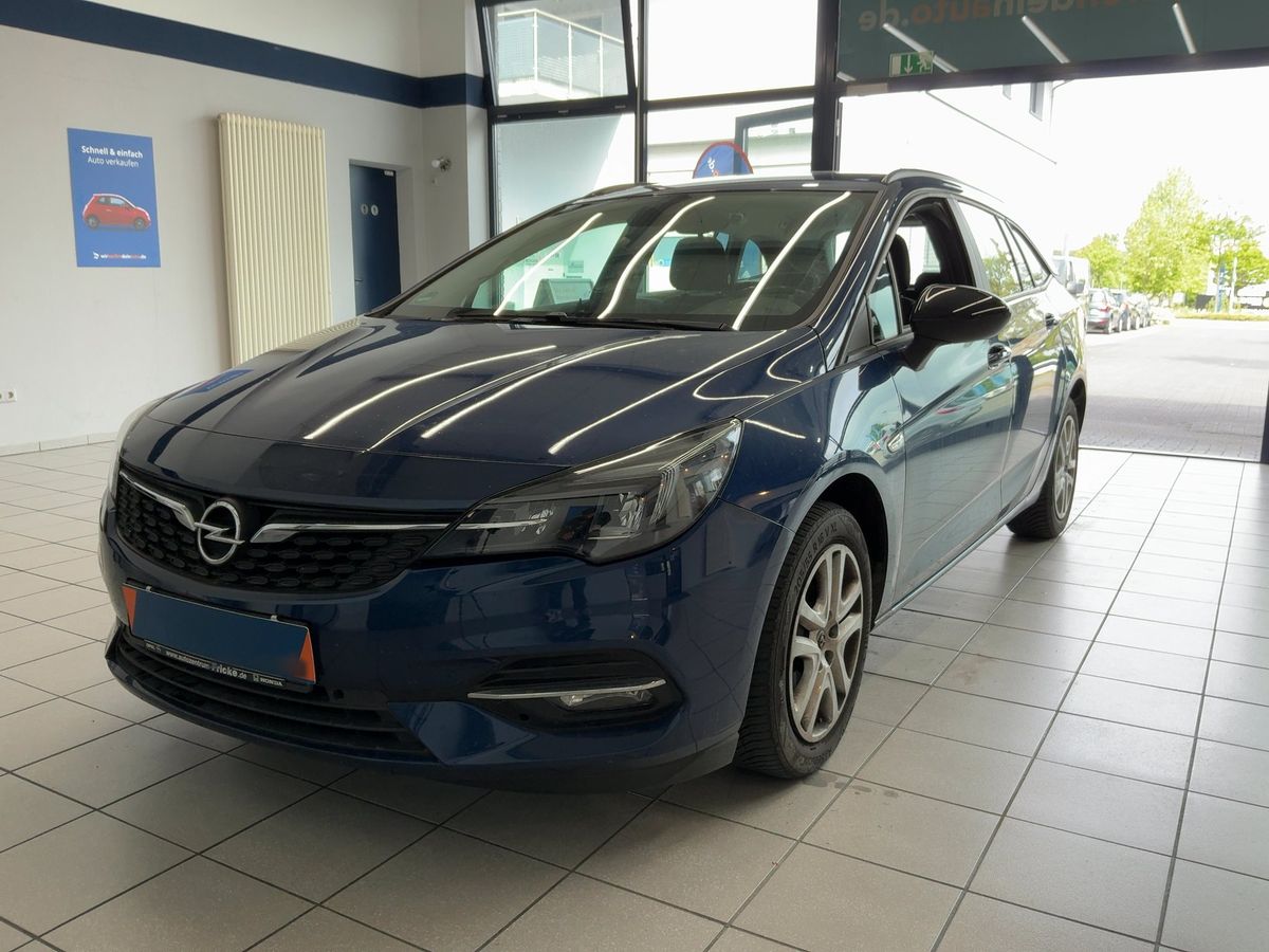 Opel Astra 2022