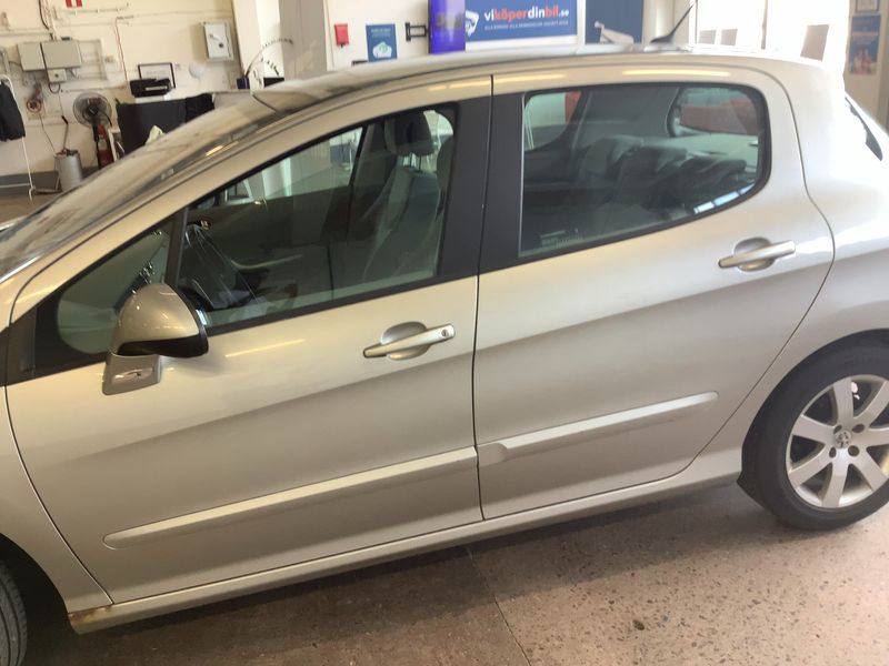 Peugeot 308 1.6 HDi Sport Plus 2008 – снимка 4