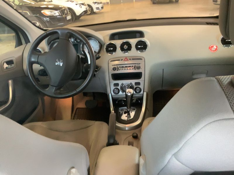 Peugeot 308 1.6 HDi Sport Plus 2008 – снимка 17