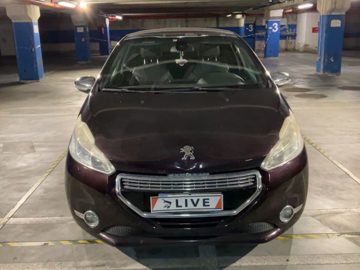 Peugeot 208 2014 — photo 15