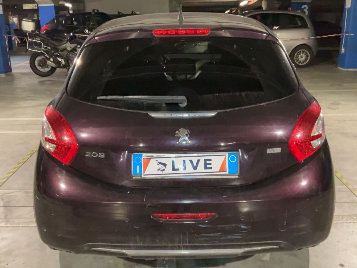 Peugeot 208 2014 — photo 8
