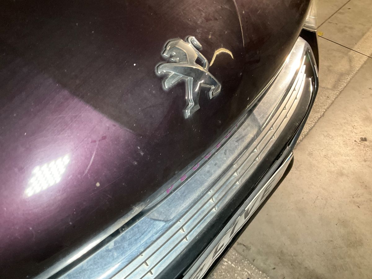 Peugeot 208 2014 — photo 3