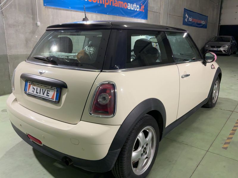 MINI One — zdjęcie 6